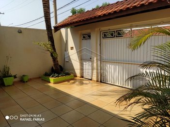 house em Rua João Chamariconi, Jardim Olímpia - Jaú - SP