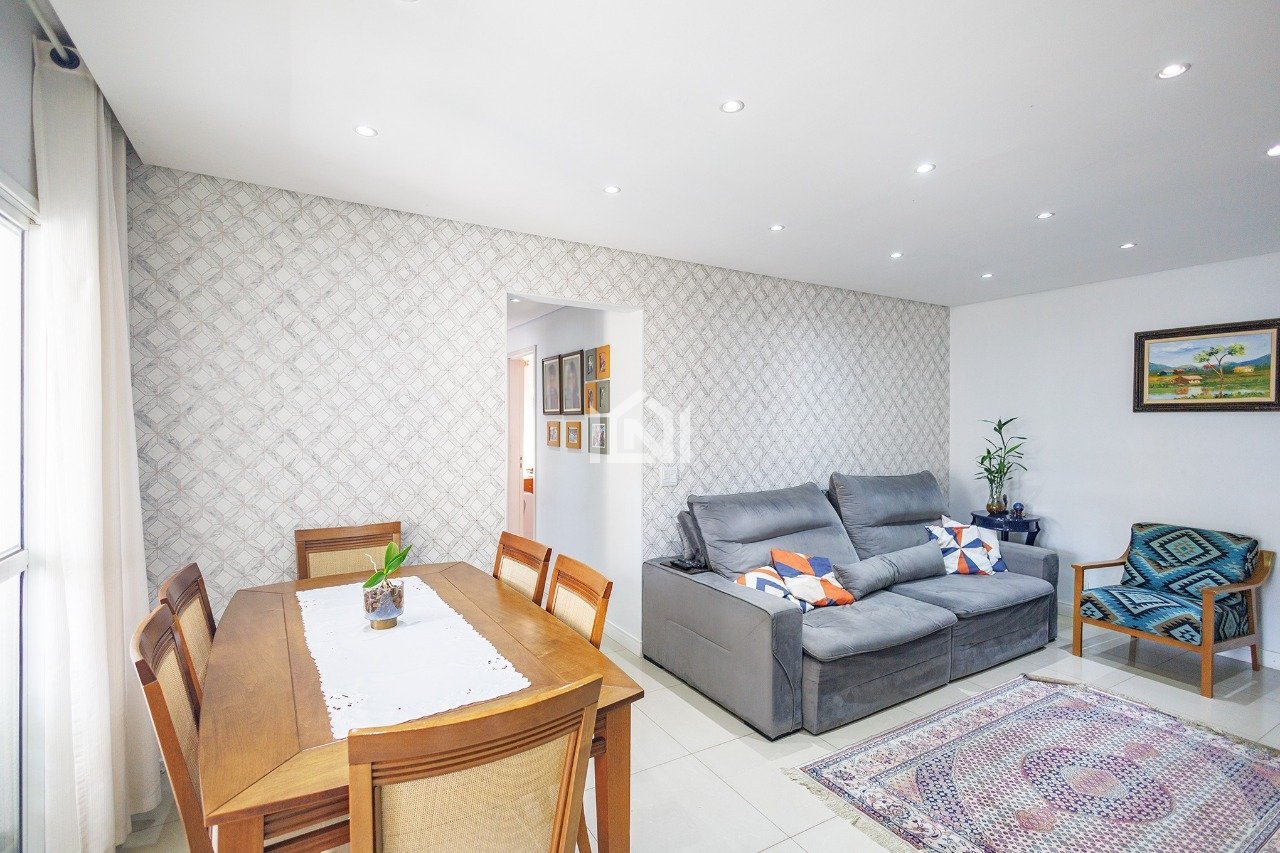 casa a venda no condominio reserva magnolias - sala de jantar e tv