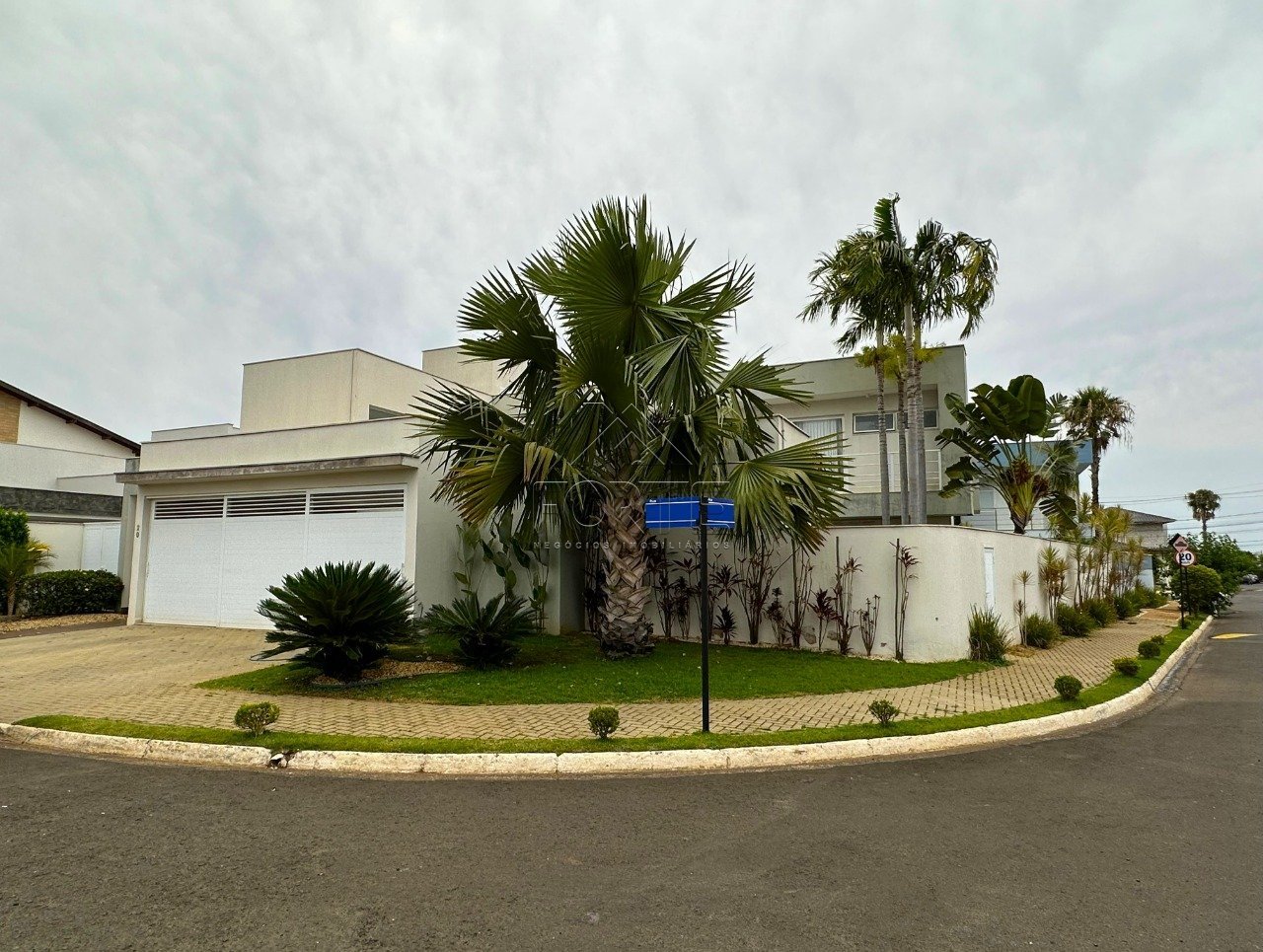 image-0