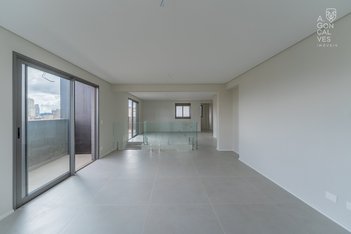 apartment em Rua Ubaldino do Amaral, Centro - Curitiba - PR