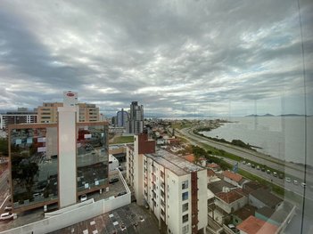 office em Fulvio Aducci, Estreito - Florianópolis - SC