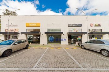 business em Avenida Senador Salgado Filho, Uberaba - Curitiba - PR