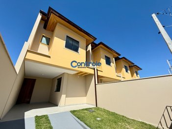 house em Rua Loemi da Rosa, Forquilhas - São José - SC
