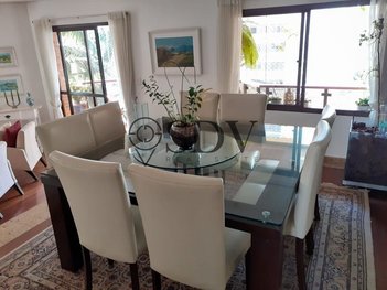 apartment em Rua Doutor Renato Paes de Barros, Itaim Bibi - São Paulo - SP