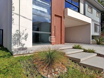house em Rua Hermenegildo Luca, São Braz - Curitiba - PR