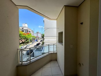 apartment em Rua das Tainhotas, Jurerê - Florianópolis - SC