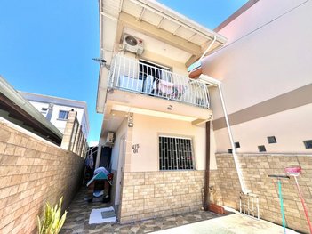 house em Rua Ilha Terceira, São Sebastião - Palhoça - SC