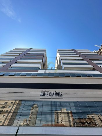apartment em Rua 256, Meia Praia - Itapema - SC