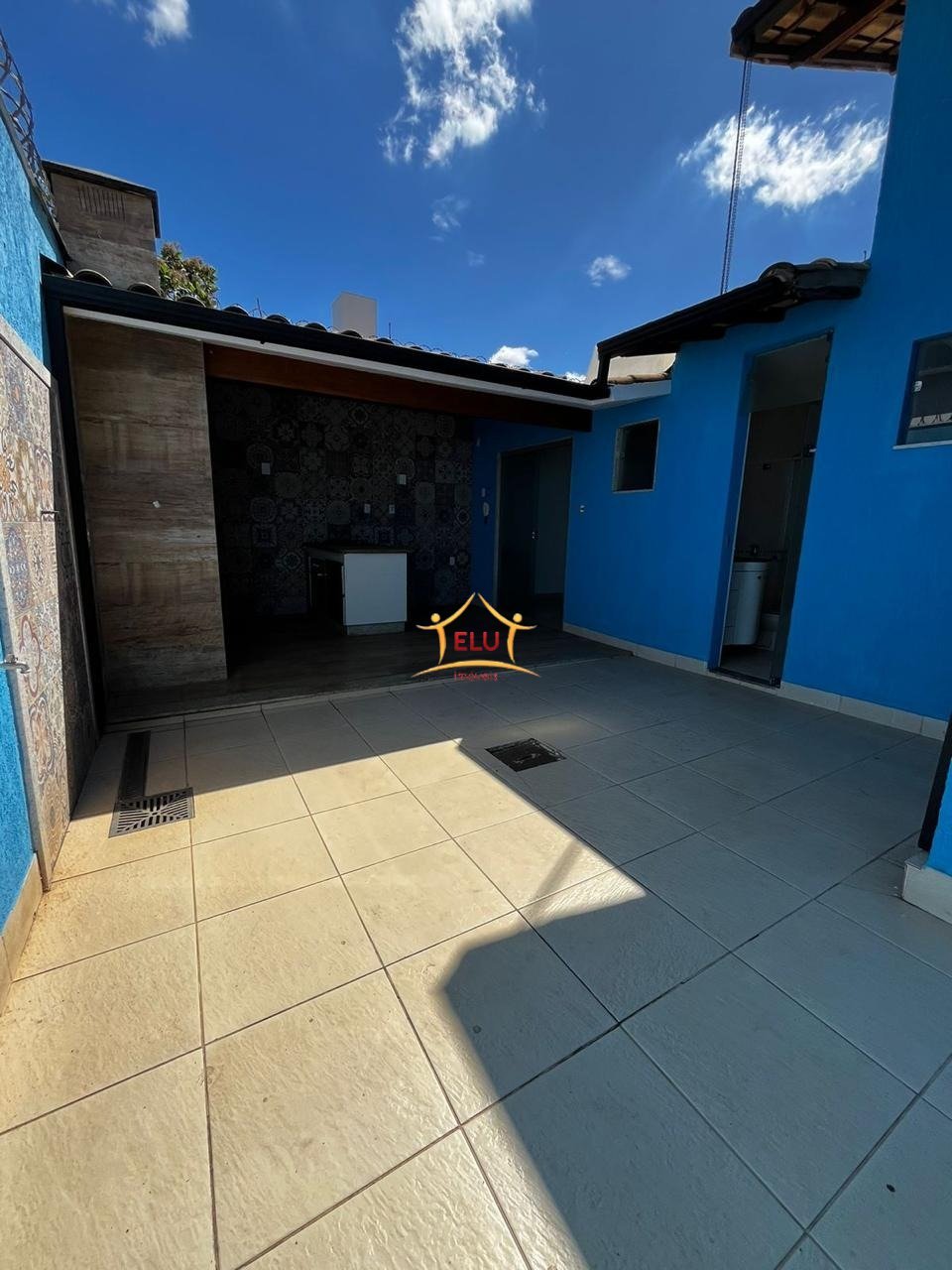Casa com 4 quartos — Castelo, Belo Horizonte