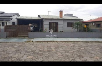 house em Rua Jardelino Ramos de Castilhos, Centro - Balneário Arroio do Silva - SC