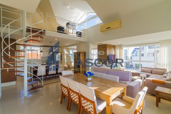 apartment em Rua dos Cambuatas, Jurerê - Florianópolis - SC
