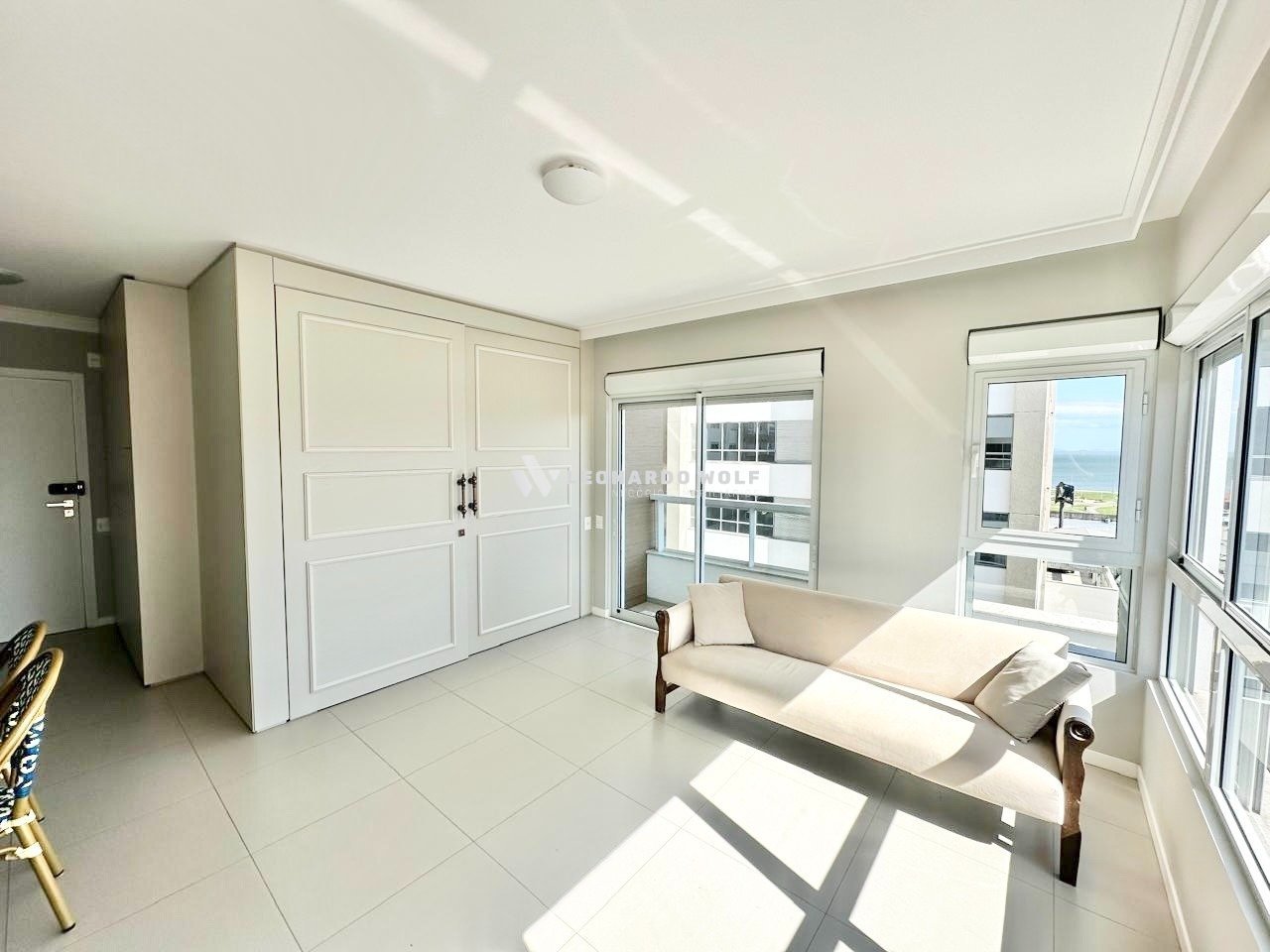 942b4071-3293-4ad9-aa37-ece525421fce