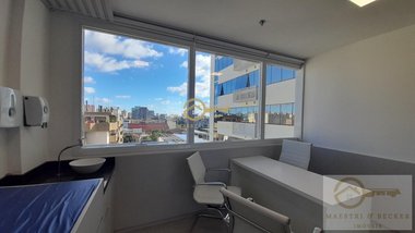 apartment em Rua Gomes Jardim, Santana - Porto Alegre - RS