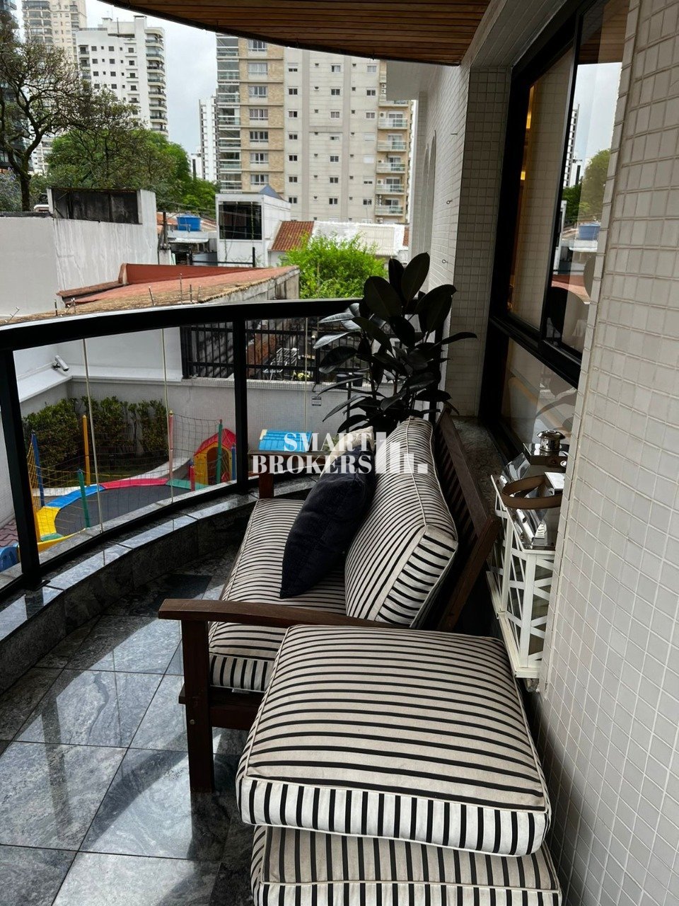 Apartamento à venda, 170 metros quadrados, 2 quartos (3 suítes) 3 vagas - Moema, São Paulo