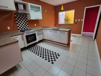 house em Rua Satyro Vieira Barbosa, Jardim Faculdade - Sorocaba - SP