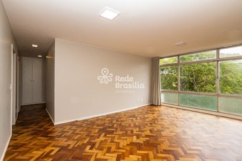 apartment em SQS 215 Bloco F, Asa Sul - Brasília - DF