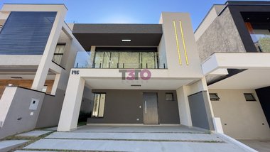 house em Rua Irma Schreiner Maran, Santa Cândida - Curitiba - PR