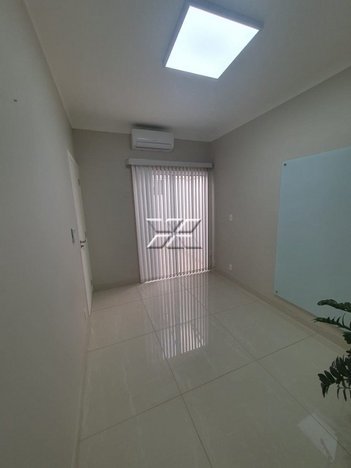 business em Aldo Calligaris, Vila Elizabeth (BNH) - Rio Claro - SP