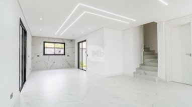 house em Rua Irma Schreiner Maran, Santa Cândida - Curitiba - PR