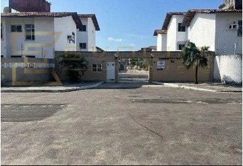apartment em Rua Escrivão Azevedo, Cidade dos Funcionários - Fortaleza - CE