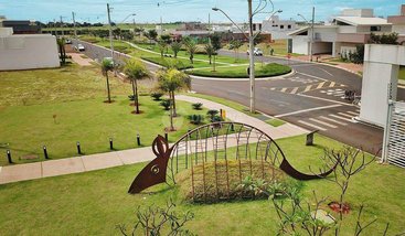 land_lot em Avenida Victor Alves Pereira, Novo Mundo - Uberlândia - MG