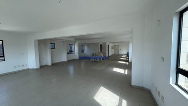 office em Avenida Ana Costa, Gonzaga - Santos - SP