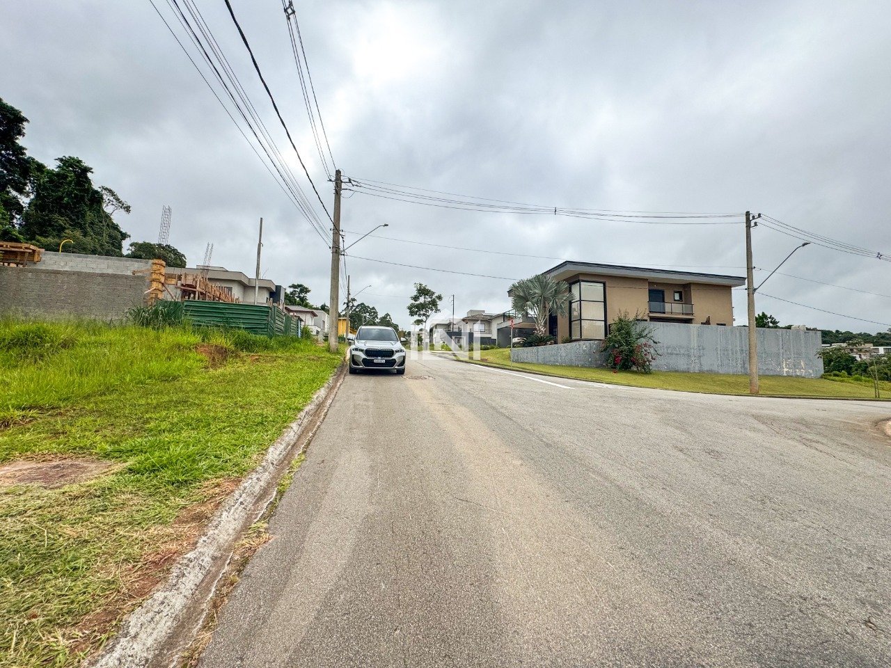 terreno a venda no condominio reserva santa  rua