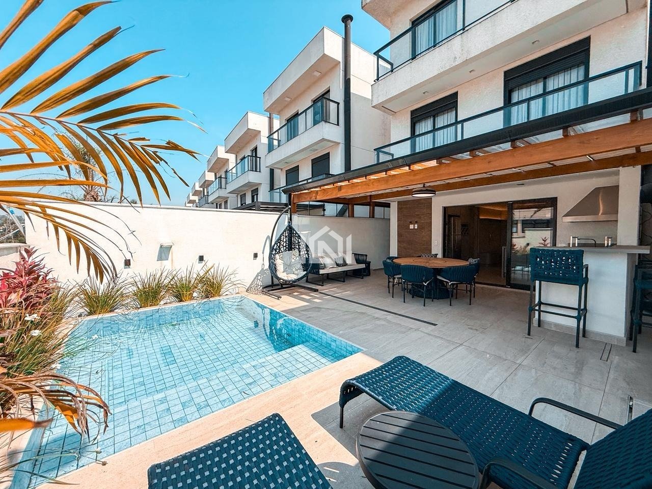 casa a venda no condominio authentic - piscina