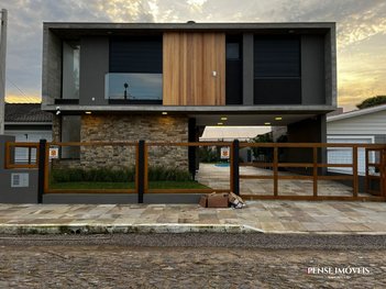 house em Rua Ibirapuitã, Centro - Xangri-Lá - RS