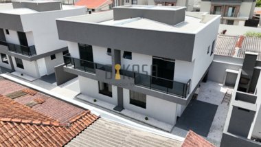 house em Rua Angelina Legat Pasini, Alto Boqueirão - Curitiba - PR
