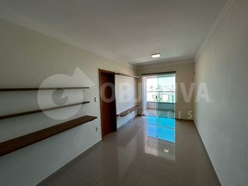 apartment em Rua Antônio Marciano de Ávila, Santa Mônica - Uberlândia - MG