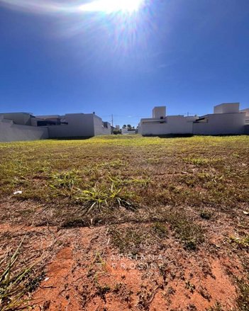 land_lot em Rua Gonçalo Modesto Quirino, Jardim Residencial Santa Carolina II - Leme - SP