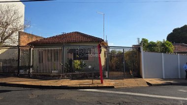 house em Rua Dante Giazzi, Vila Independência - Araraquara - SP