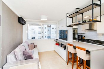 apartment em Avenida Dom Cláudio José Gonçalves Ponce de Leão, Vila Ipiranga - Porto Alegre - RS