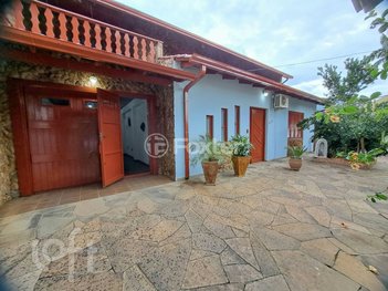 house em Rua das Araras, Harmonia - Canoas - RS