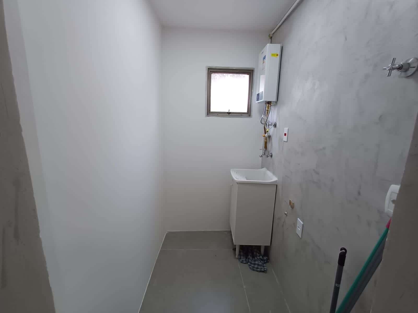 img0