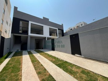 house em Avenida Campina Grande, Parque Xangri-Lá - Contagem - MG