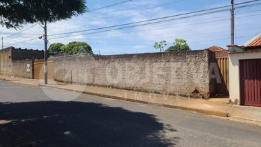 land_lot em Rua Michele Virno, Custódio Pereira - Uberlândia - MG
