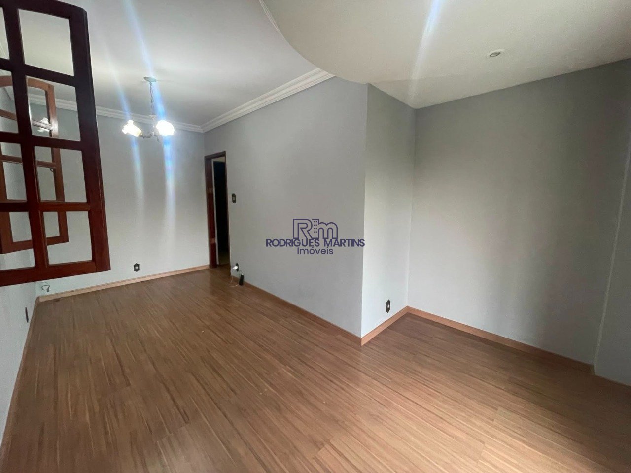 Casa com 5 quartos — Jardim São José, Belo Horizonte