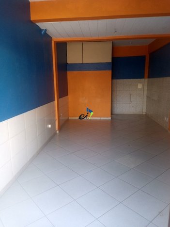 business em Nair Pentagna Guimarães, Heliópolis - Belo Horizonte - MG