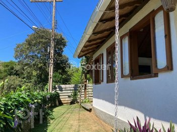 house em Rua José Serafim dos Santos, Barra da Lagoa - Florianópolis - SC