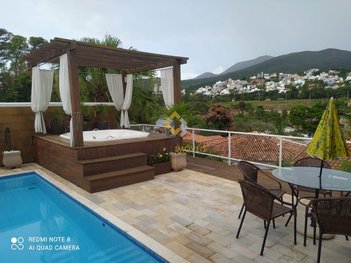 house em Rua Doutor Avelino de Queiróz, Centro - Capitólio - MG