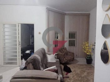 house em Rua Francisco de Assis Derrico, Loteamento Vila Olímpia - Taubaté - SP