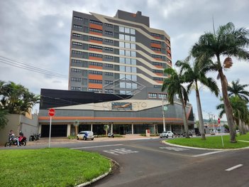 office em Avenida Doutor Quinzinho, Jardim Jorge Atalla - Jaú - SP