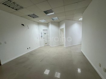 office em Rua Domingos André Zanini, Campinas - São José - SC