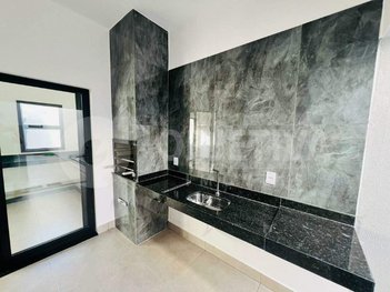 house em Rua Deolinda Fernandes Firmino, Novo Mundo - Uberlândia - MG