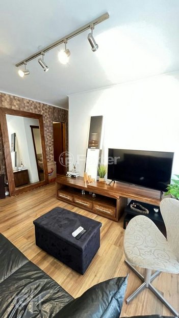 apartment em Rua Rubens Rosa Guedes, Jardim Itu - Porto Alegre - RS