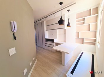 apartment em Rua Francisco Alves Guimarães, Cristo Rei - Curitiba - PR