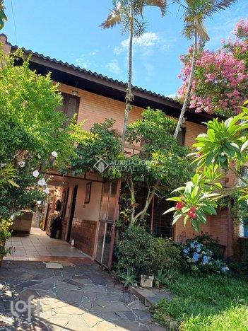 house em Rua Gonçalves Ledo, Partenon - Porto Alegre - RS