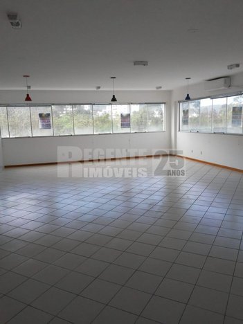 office em Pastor William Richard Schisler Filho, Itacorubi - Florianópolis - SC